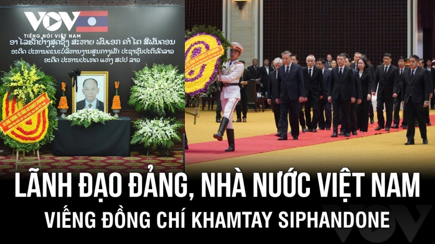 Lãnh đạo Đảng, Nhà nước Việt Nam viếng đồng chí Khamtay Siphandone